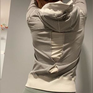 lulu bliss break hoodie